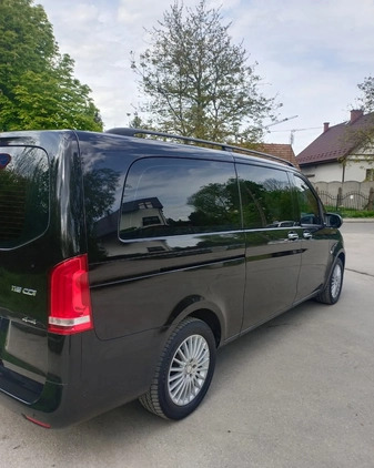 Mercedes-Benz Vito cena 148900 przebieg: 63150, rok produkcji 2017 z Kraków małe 56